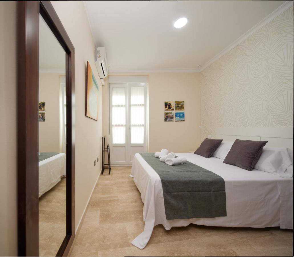 Apartamento Tavira Little Apartments Cadix Extérieur photo